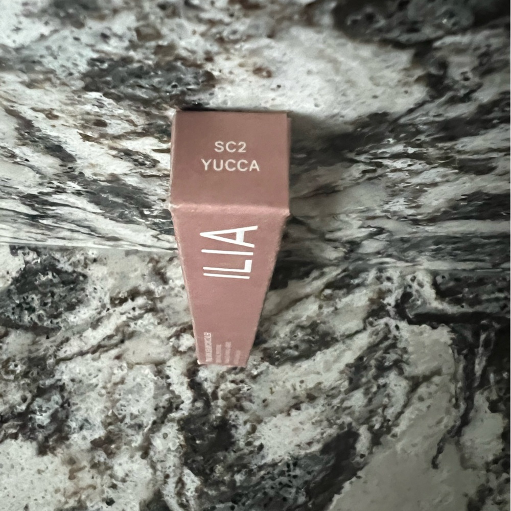 ILIA True Skin Serum Concealer
SC2 YUCCA - Picture 9 of 9